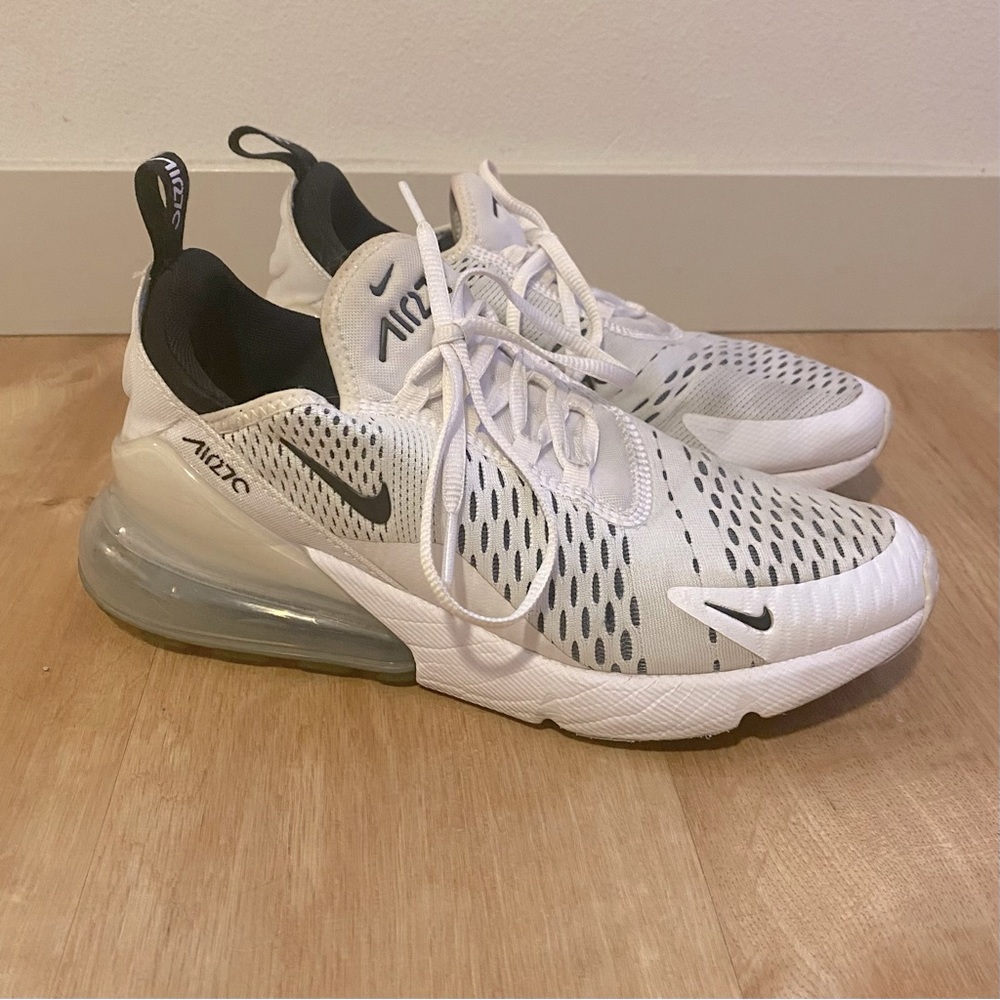 Nike Women's Air Max 270 Shoes